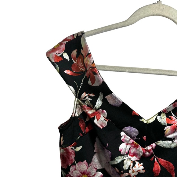 New York & Company Womens Sz M V-Neck Sheath Metallic Foil Floral Dress Black - Picture 4 of 8